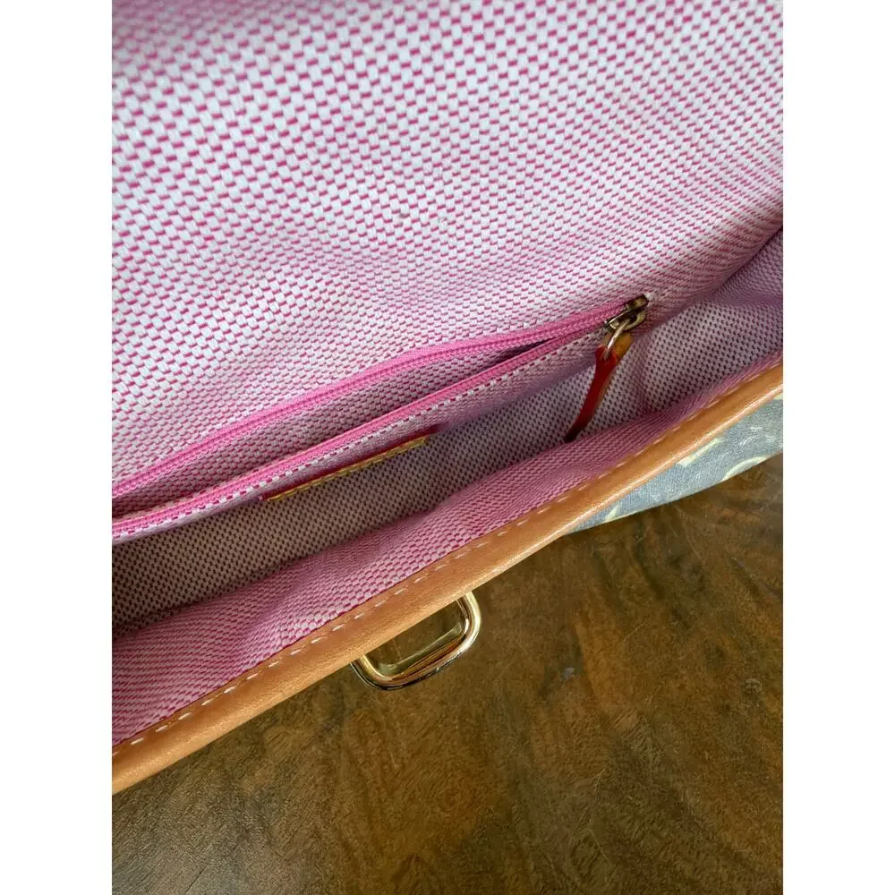 Dooney & Bourke Brown Monogram Crossbody with Tan Trim - Picture 6 of 12
